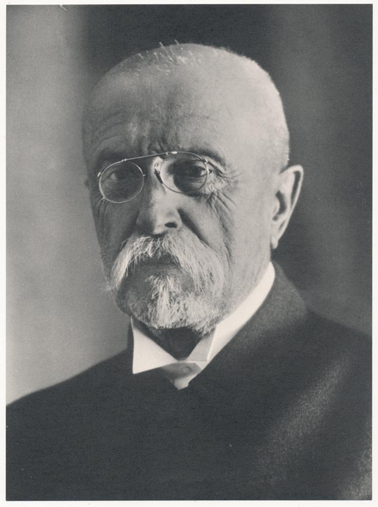 アンティーク・チェコ雑貨のお店 bábovka カレル・プリツカ トマーシュ・マサリクのポートレイト写真